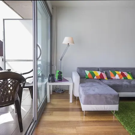 Apartament Stayingirona.apartments