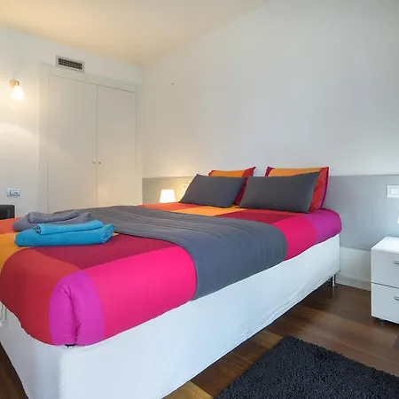 Stayingirona.apartments * Girona