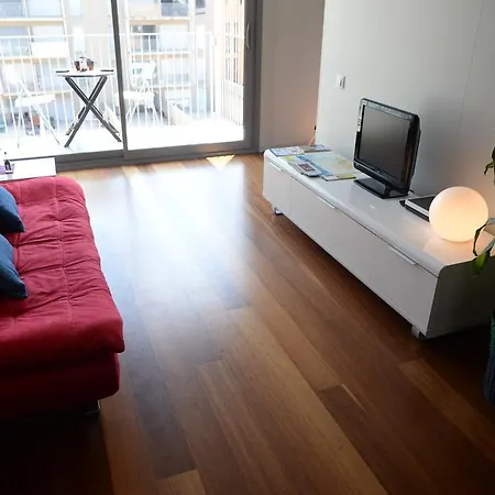 شقة Stayingirona.apartments خيرونا