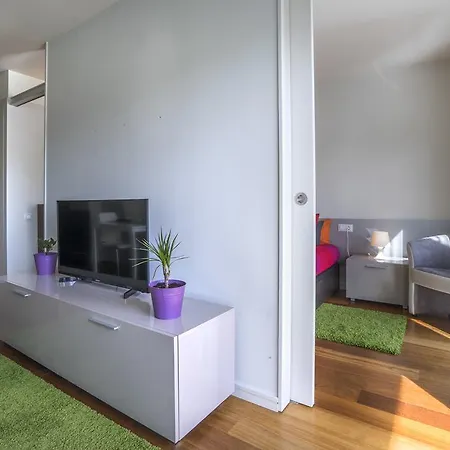 شقة Stayingirona.apartments خيرونا