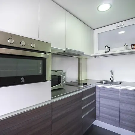 شقة Stayingirona.apartments