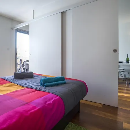 Stayingirona.apartments Daire