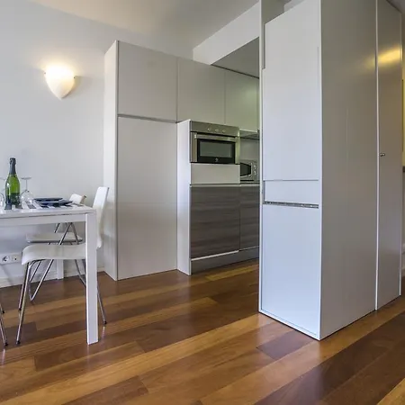شقة Stayingirona.apartments خيرونا